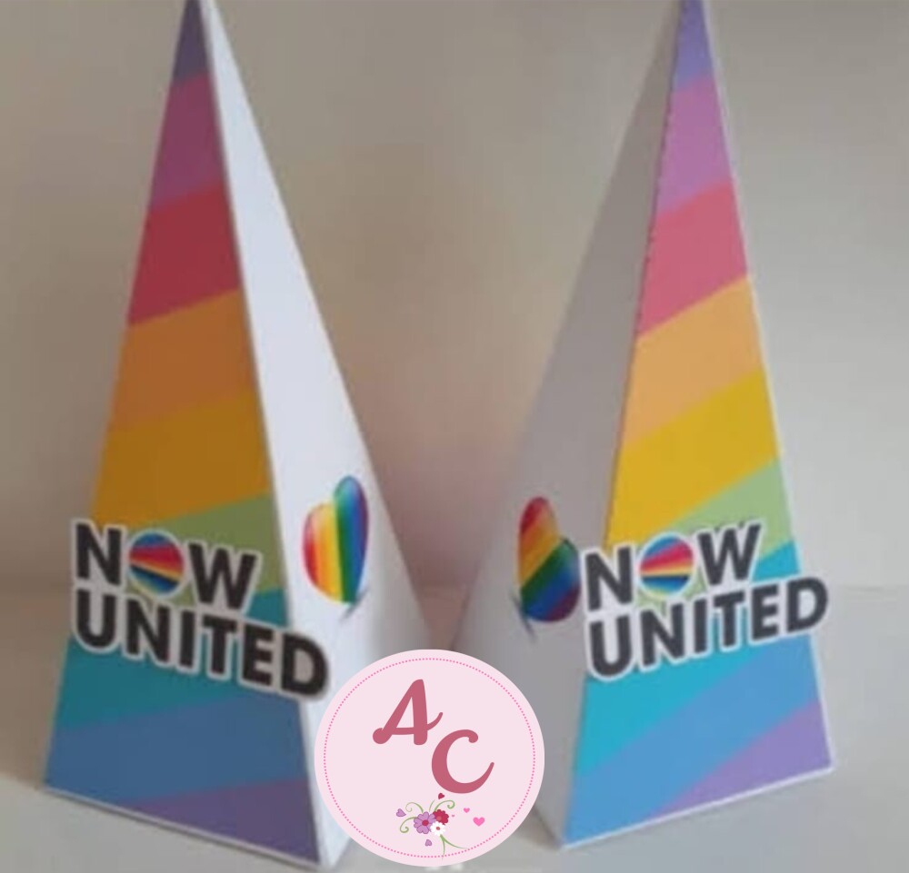 10 Caixas Pirâmide com aplique Now United