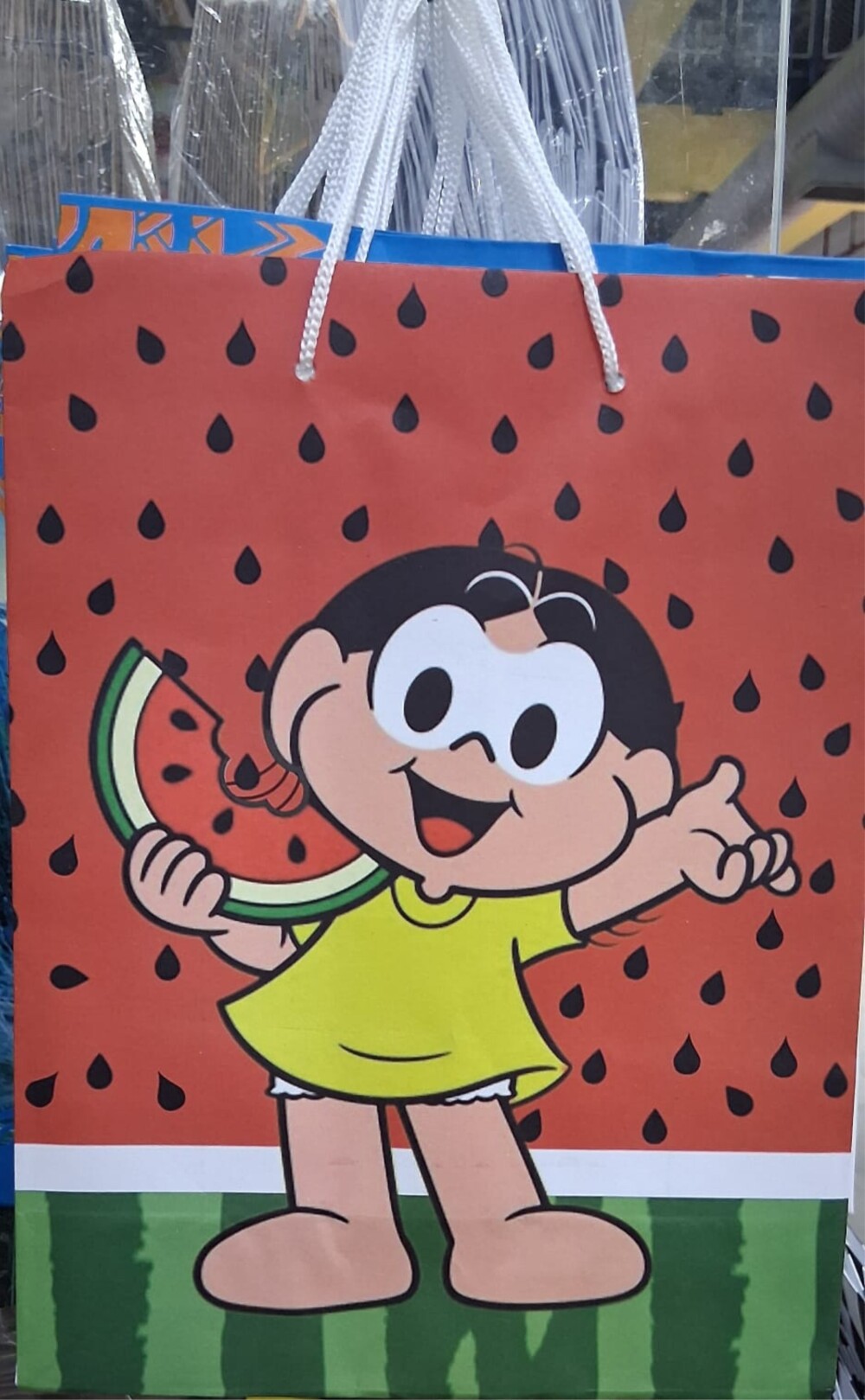30 Sacolas de papel Magali