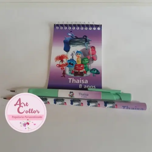 20 Bloquinhos Divertidamente + Lapiseira Personalizada + Lápis