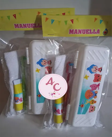 15 Kits Higiene Plim Plim Um Herói do Coração