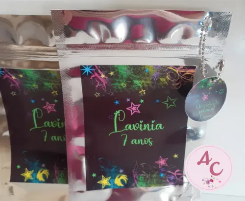 15 Saquinhos Zip Lock  com Tag e Correntinha Neon