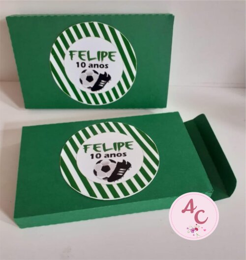 10 Caixas chocolate  Kit Kat  futebol
