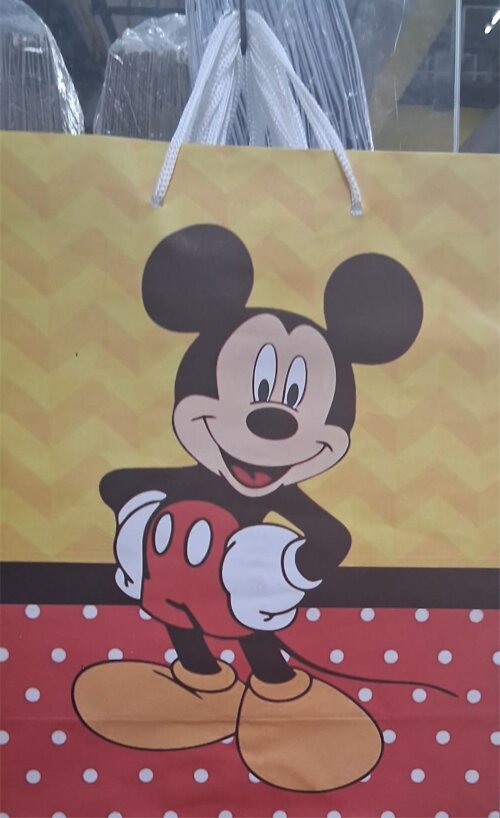 30 Sacolas de papel Mickey