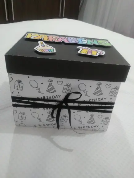 Arquivo de Corte - Caixa Aniversário 681