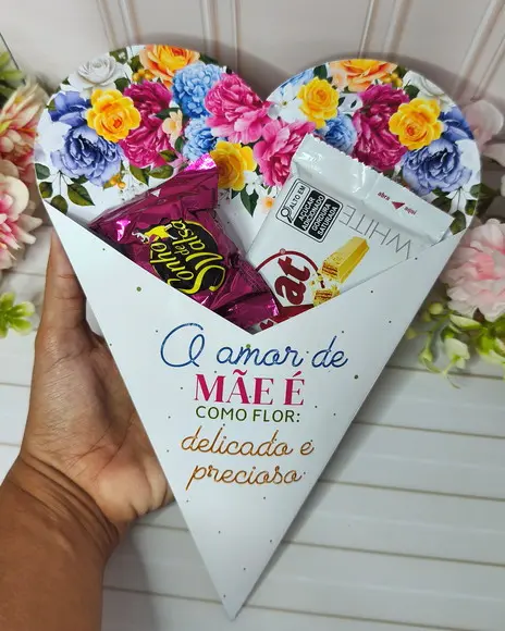 Arquivo de Corte-buquê Coração Dia das Mães #10537