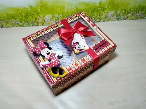 Arquivo de Corte-caixa Ovo de Colher Minnie #283
