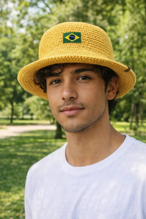 Bucket Hat de Crochê Artesanal de Algodão Cata Ovo Copa Brasil