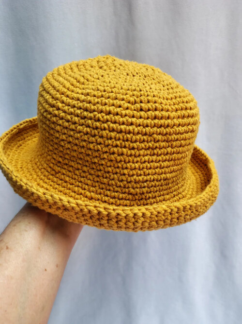 Bucket Hat de Crochê Artesanal de Algodão Cata Ovo Copa Brasil