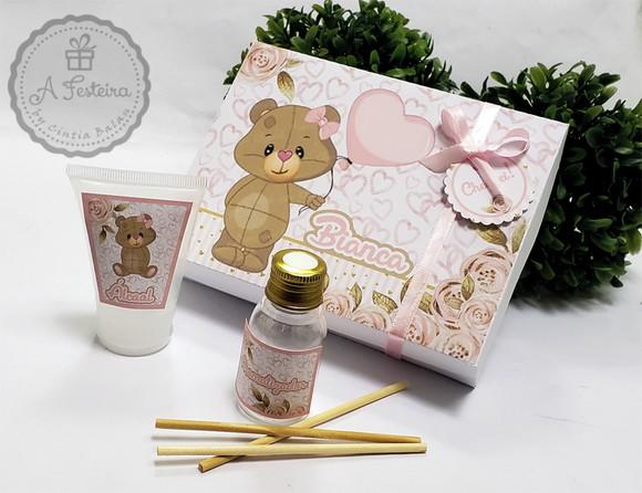 Caixa Ursinha com Aromatizador e Alcool Gel