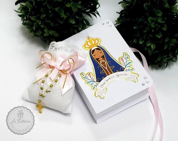 Caixa Convite Santinha com Sachê e Tercinho Rosa