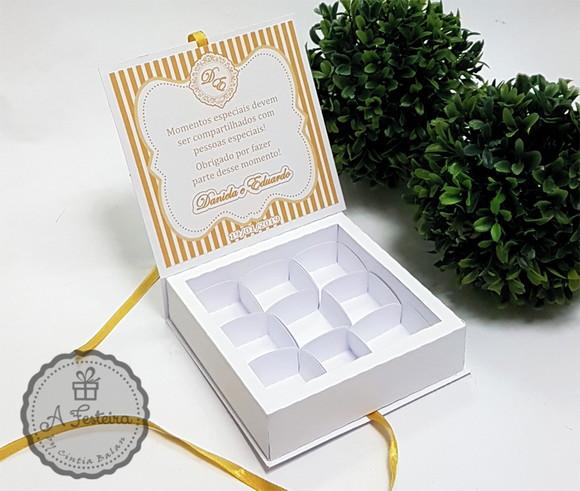 Caixa personalizada, convite para padrinhos, caixa para 9 Doces