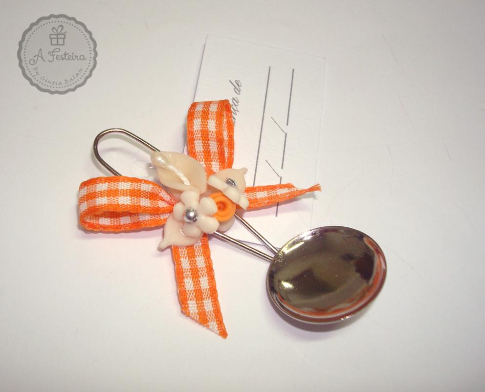 Concha Prateada com Imã (laranja)