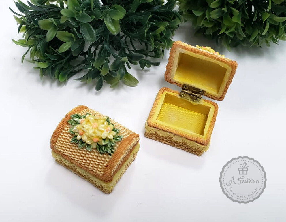 Baú em resina para Lembrancinha - PRONTA ENTREGA