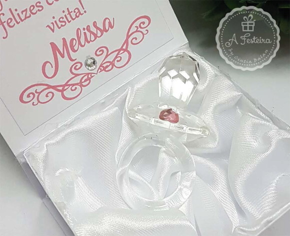Caixinha com Chupeta de Cristal