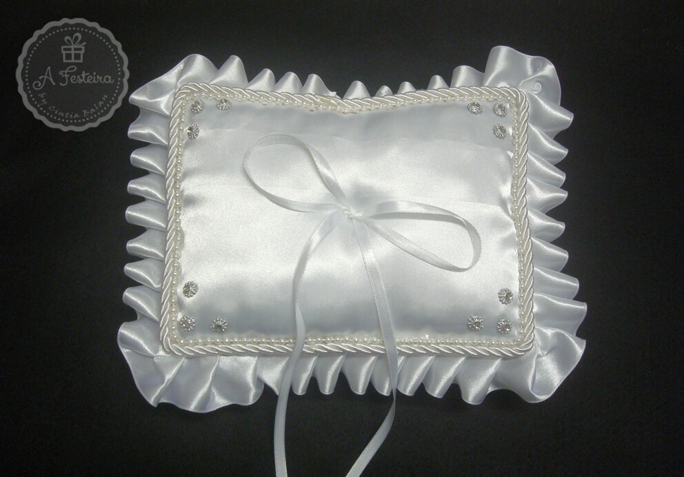 Almofada Porta Alianças com Strass