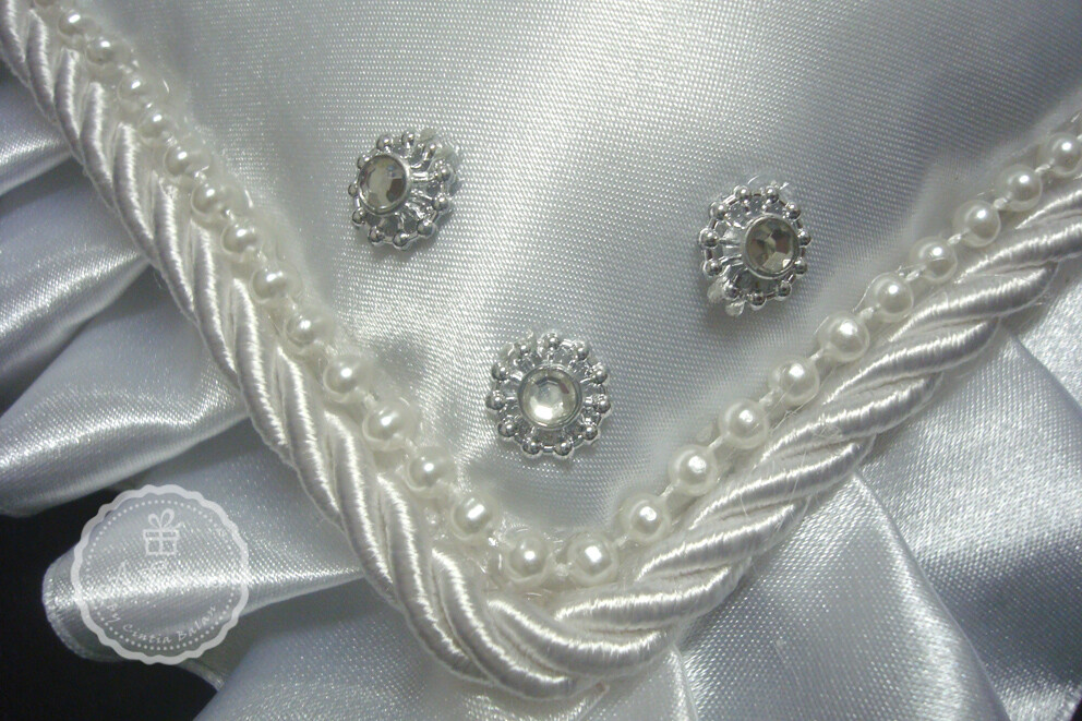 Almofada Porta Alianças com Strass