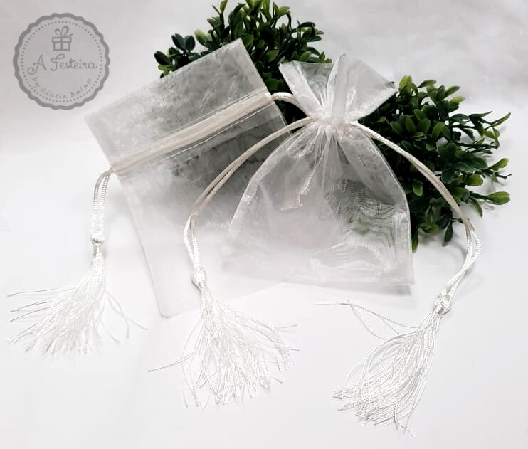 Kit com 17 Saquinhos de Organza