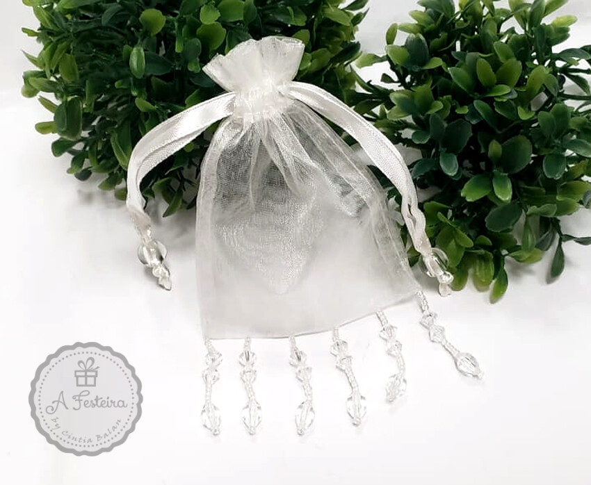Kit com 40 saquinhos de organza com cristal