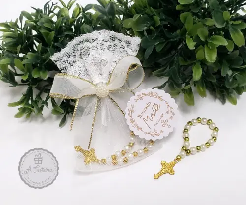 Saquinho com Mini Terço Dourado