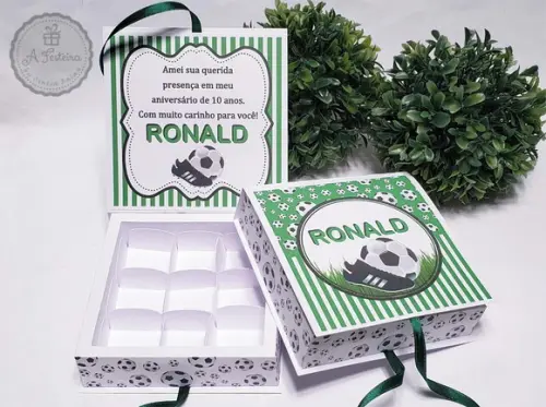 Caixa para 9 Doces Futebol