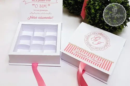 Caixa para 9 Doces
