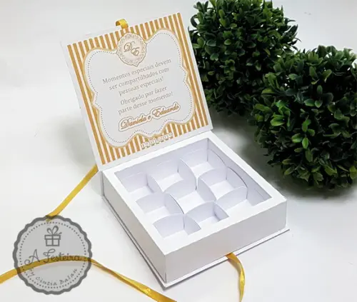 Caixa convite para 9 Doces Personalizada