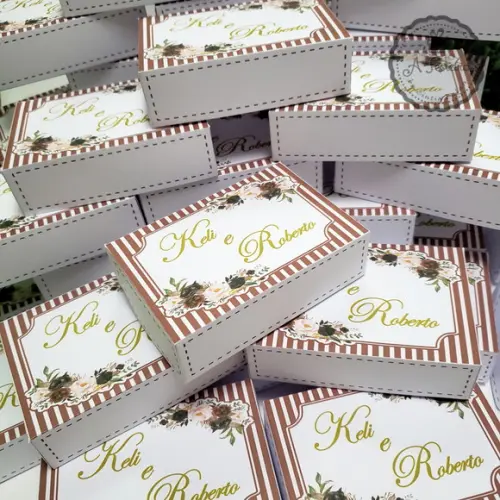 Caixa para 6 Doces Floral Marsala (personalizada)