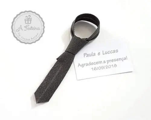 Mini Gravata Simples com Tag Personalizado