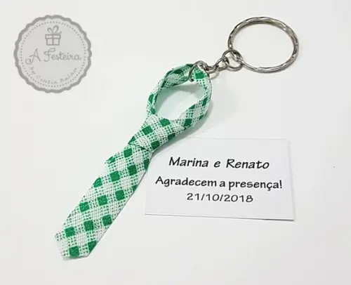 Mini Gravata Chaveiro com Tag com Tag Personalizado