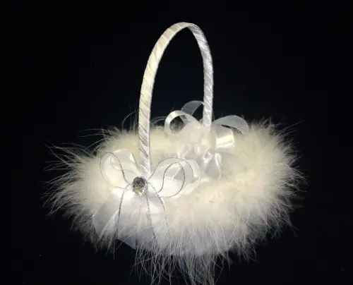 Cestinha Porta Alianças Plumas com Prateado