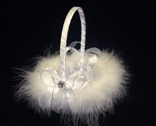 Cestinha Porta Alianças Plumas com Prateado