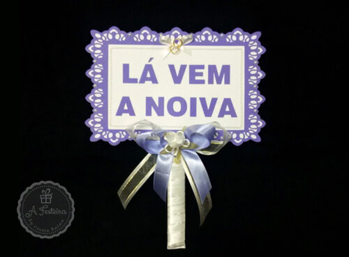 Placa Lá Vem a Nova Lilás