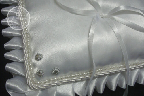 Almofada Porta Alianças com Strass