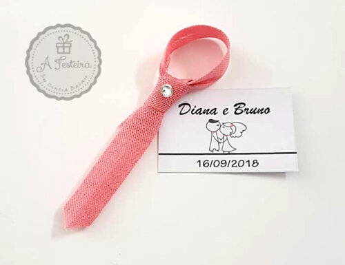 Mini Gravata com Strass e Tag Personalizado