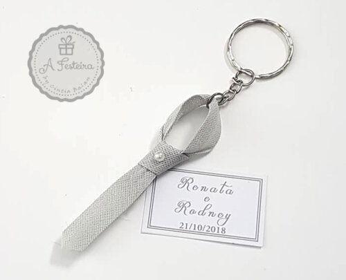 Mini Gravata Chaveiro com Pérola e Tag Personalizado