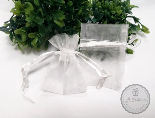Kit com 60 saquinhos de organza