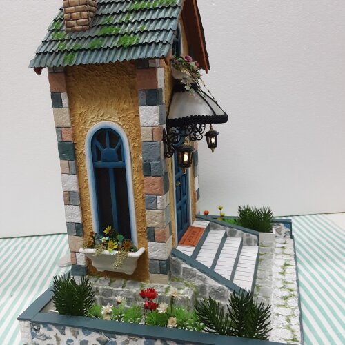 SOBRADO COM PERGOLADO-maquete