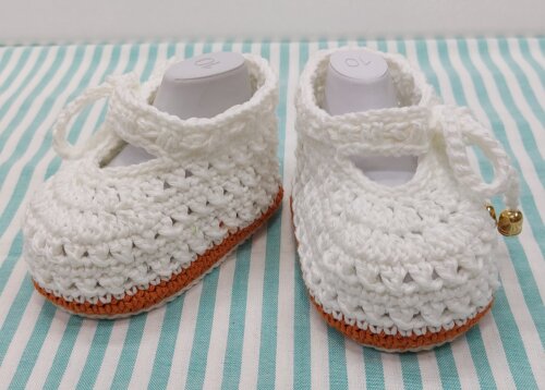 SAPATINHO DE CROCHÊ PARA BEBÊ MENINA- MODELO ALINE 9,5CM, SAPAT