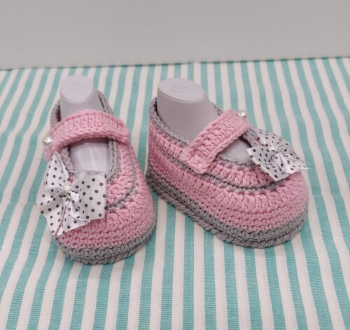 SAPATINHO DE CROCHÊ PARA BEBÊ MENINA MODELO ANINHA 10CM, SAPATI