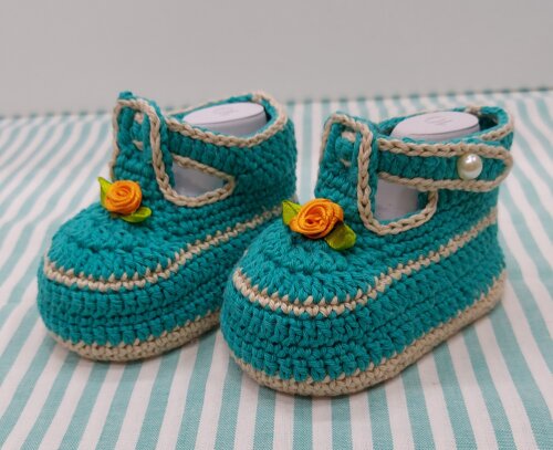 SAPATINNHO DE CROCHÊ PARA BEBÊ MENINA - MODELO DORY 9,5 CM, SAP