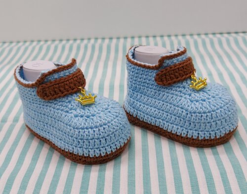 SAPATINHO DE CROCHÊ PARA BEBÊ MENINO MODELO MATHEUS 9,5 CM, SAP
