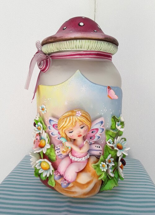 POTE BORBOLETA 3L, POTE DE VIDRO DECORADO COM BORBOLETA, FLORES E COGUMELO EM BISCUIT, POTE DE VIDRO 3L DECORADO COM BISCUIT, POTE DE VIDRO DECORADO COM BISCUIT, BISCUIT