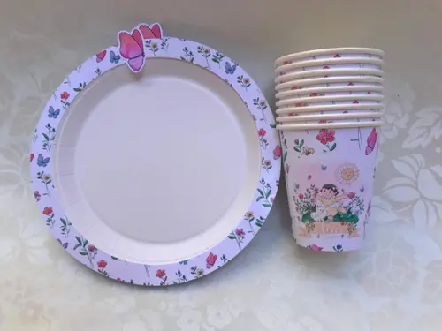 30 Pratinhos de Papel + 30 Copos de Papel Personalizados
