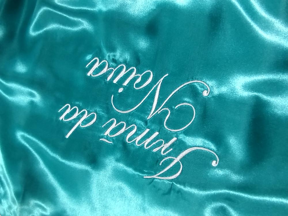 Robe de Cetim com Elastano Bordado Personalizado