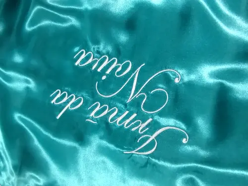 Robe de Cetim com Elastano Bordado Personalizado