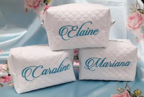 Necessaire Personalizada e Forrada.