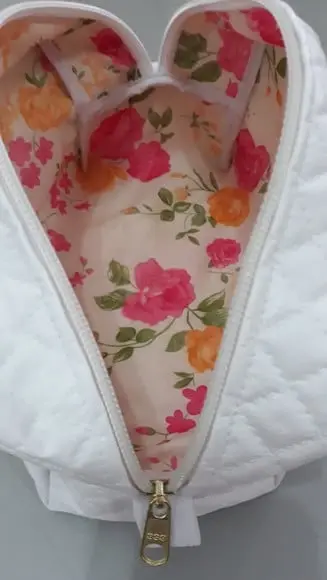 Necessaire Personalizada e Forrada.