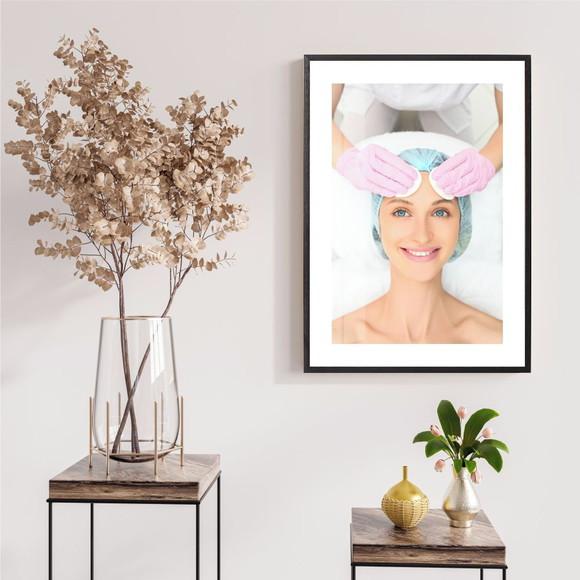 Quadro Decorativo Estética Facial Salão Com Moldura e Vidro