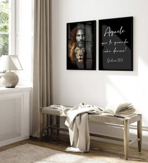 Kit 2 Quadros Decorativos Leão Jesus Cristo Moldura e Vidro