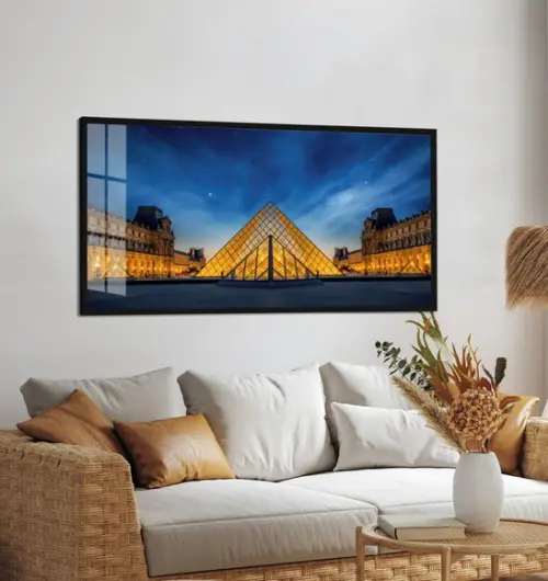 Quadro Decorativo Museu do Louvre Paris com Moldura e Vidro